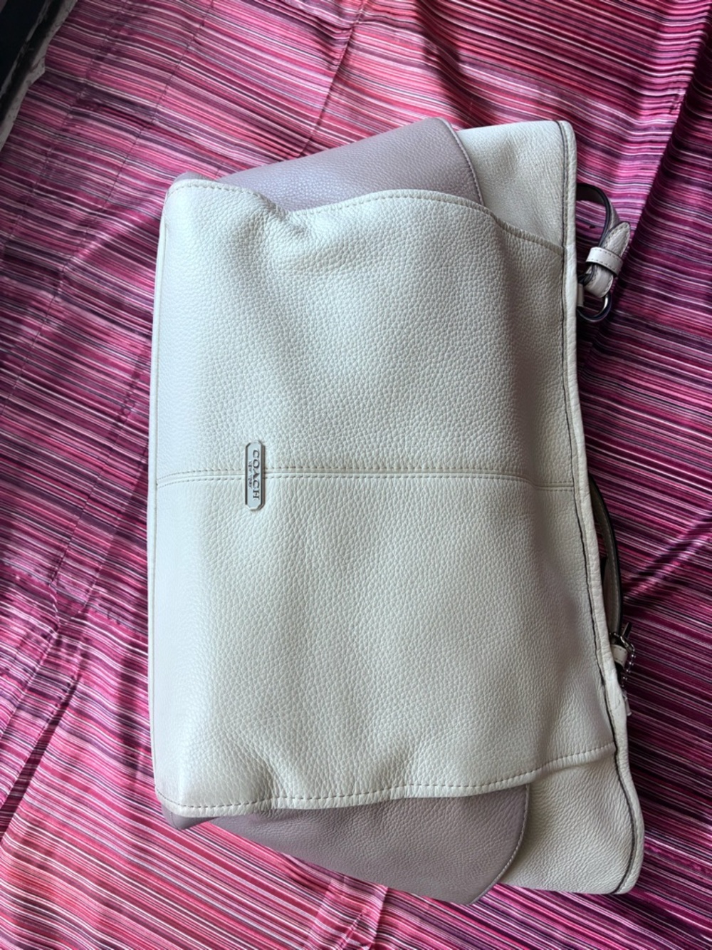 Coach Two-Tone Pebbled Leather Shoulder Tote Bag in White and Taupe - Picture 3 of 9